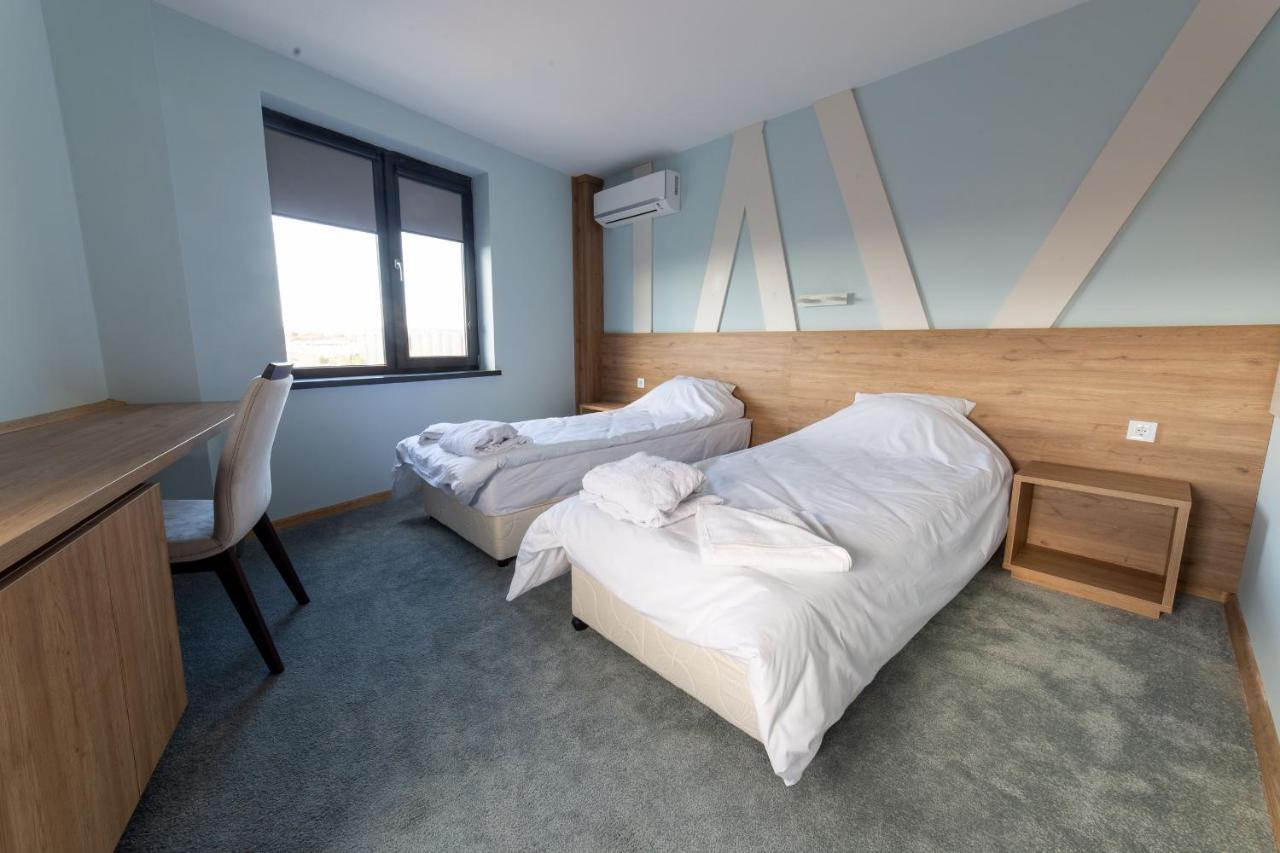 Hotel Verticalplus Хасково Екстериор снимка