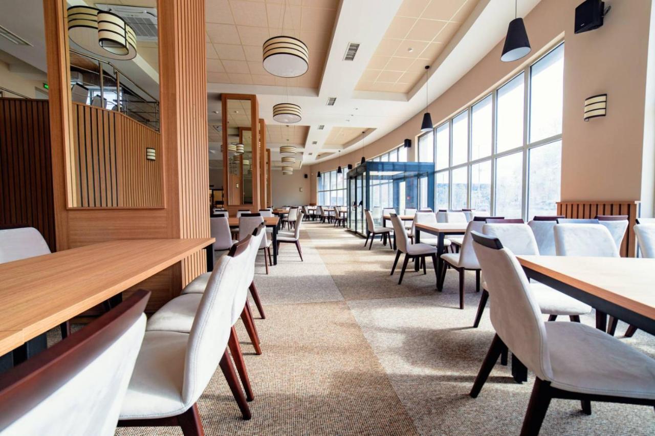 Hotel Verticalplus Хасково Екстериор снимка